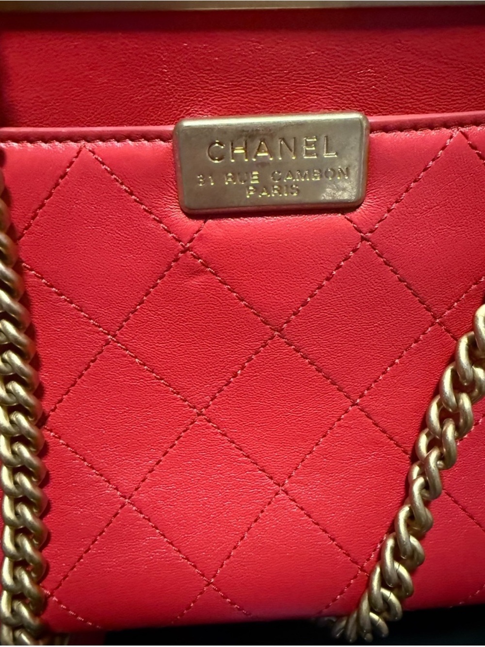 CHANEL Red Quilted Leather Shoulder Bag with Gold Hardware - Picture 11 of 14